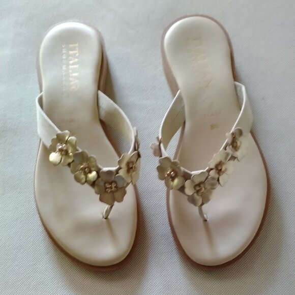 Italian Floral Sandals - Cream with Silver-Gold flowers - Picture 3 of 9